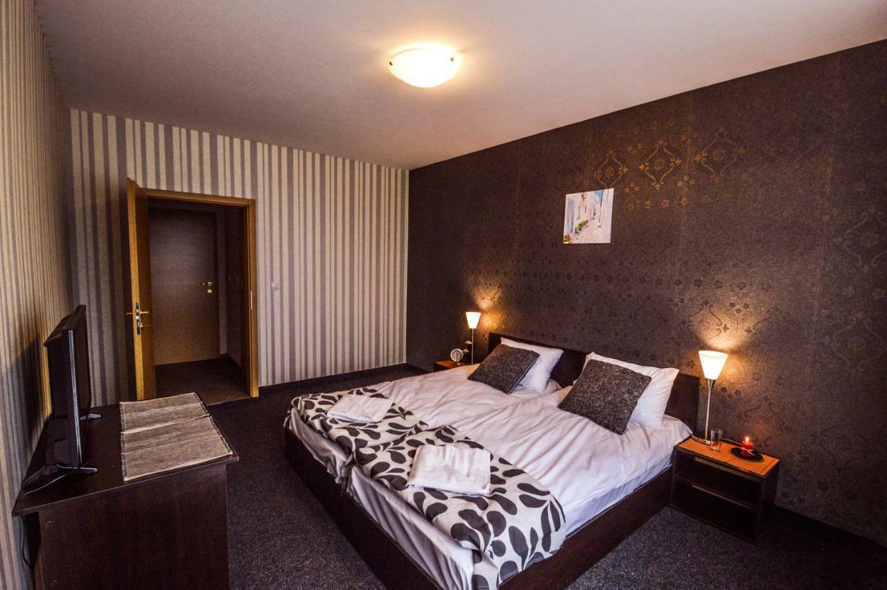 Elite Spetema Hotel Bozhurishte Екстер'єр фото