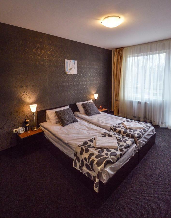 Elite Spetema Hotel Bozhurishte Екстер'єр фото